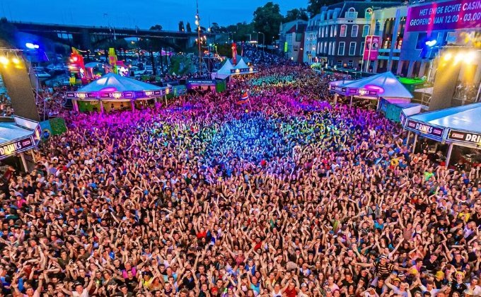 Huisje Huren tijdens Vierdaagsefeesten Nijmegen Huur een huisje tijdens de Vierdaagsefeesten in Nijmegen op Bungalowpark Wighenerhorst.